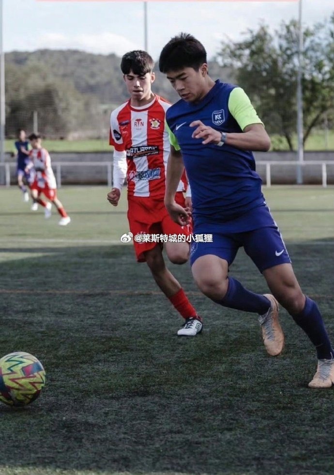 效力巴達(dá)洛納U16的中國球員汪修昊，入選西班牙加泰羅尼亞大區(qū)隊(duì)