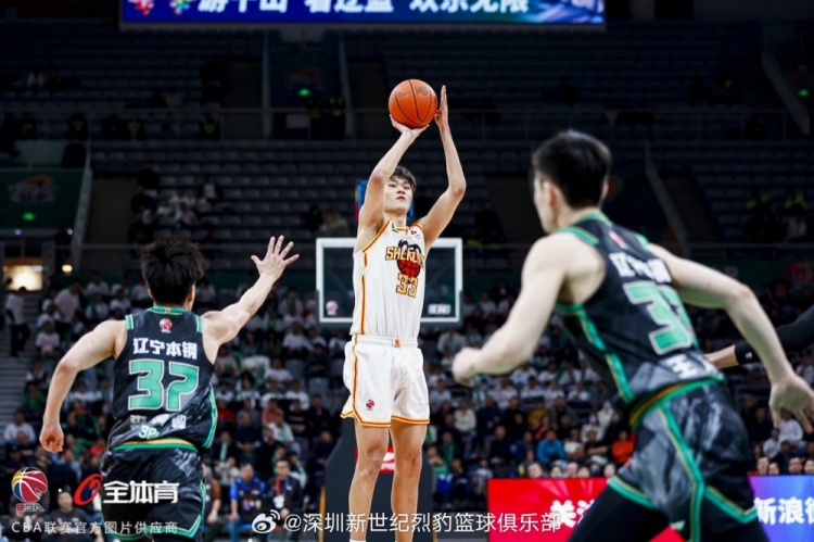 20分4板2助！王浩然：老大哥們不在的情況下 我要承擔(dān)更多責(zé)任