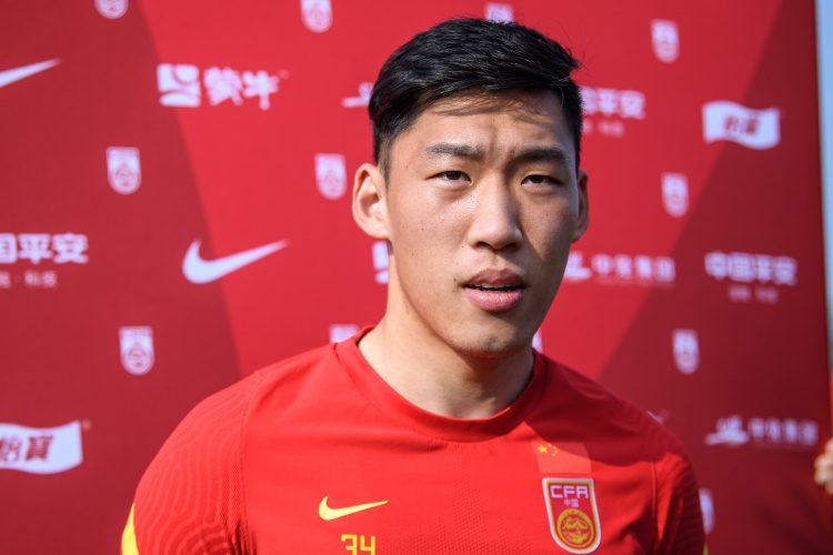北青體育：朱辰杰是否以“面具人”形象出戰(zhàn)18強賽，仍需多方溝通