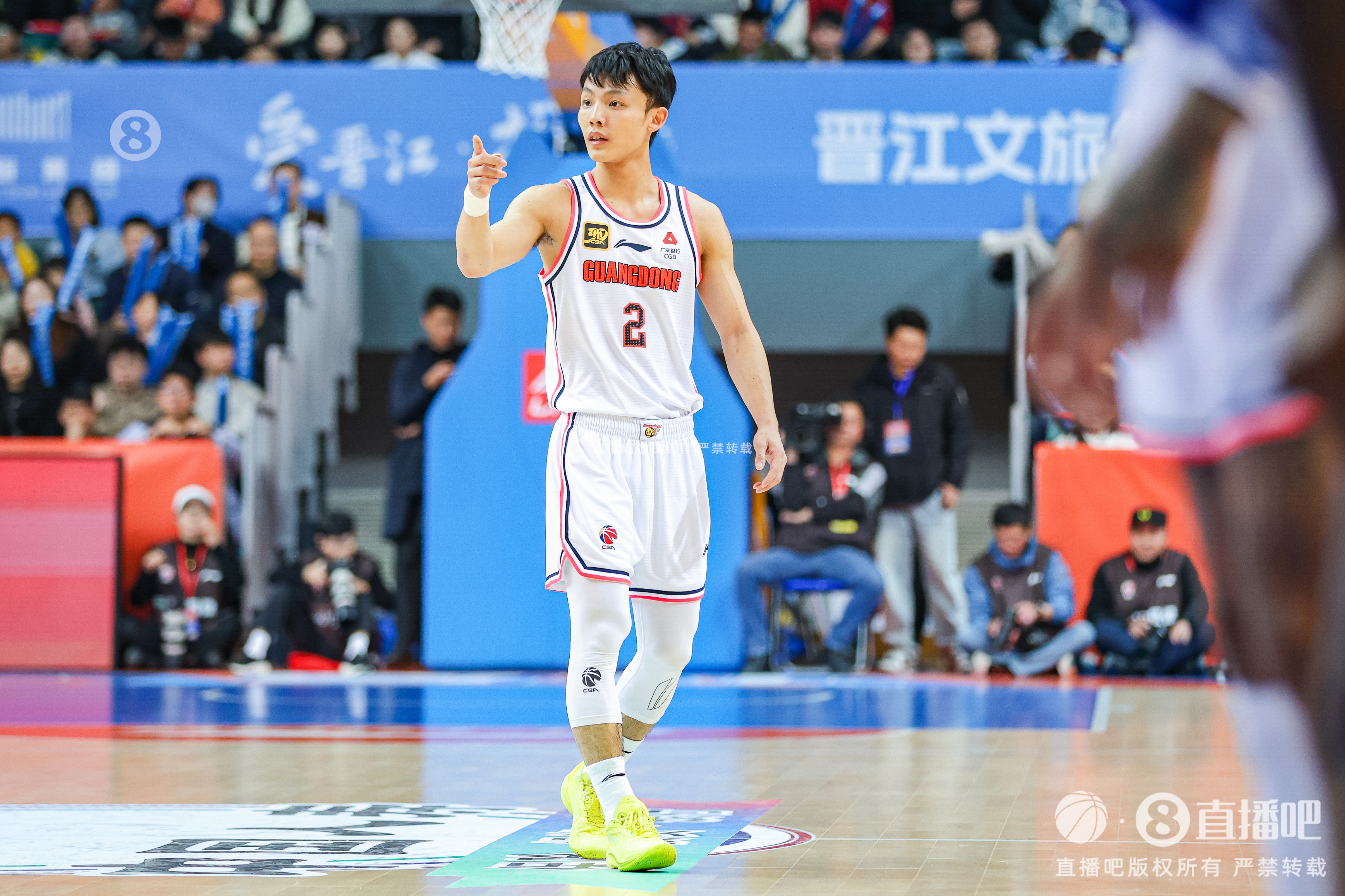 徐杰：身高不是打籃球的唯一標準 努力、勤奮、自律也是天賦