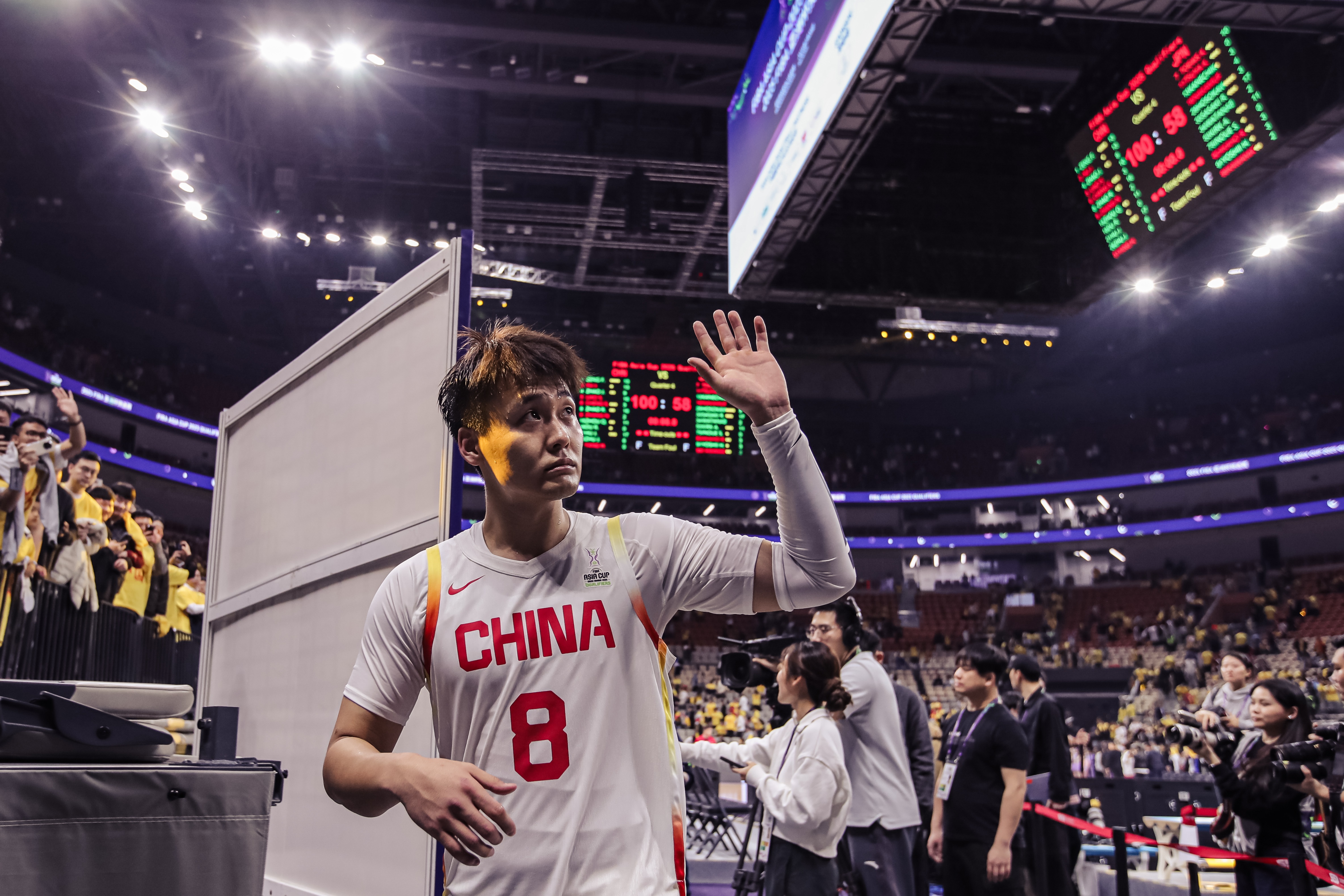 奠定基調(diào)！趙睿三分4中3攻下15+5+5 次節(jié)連得10分帶隊(duì)拉開分差