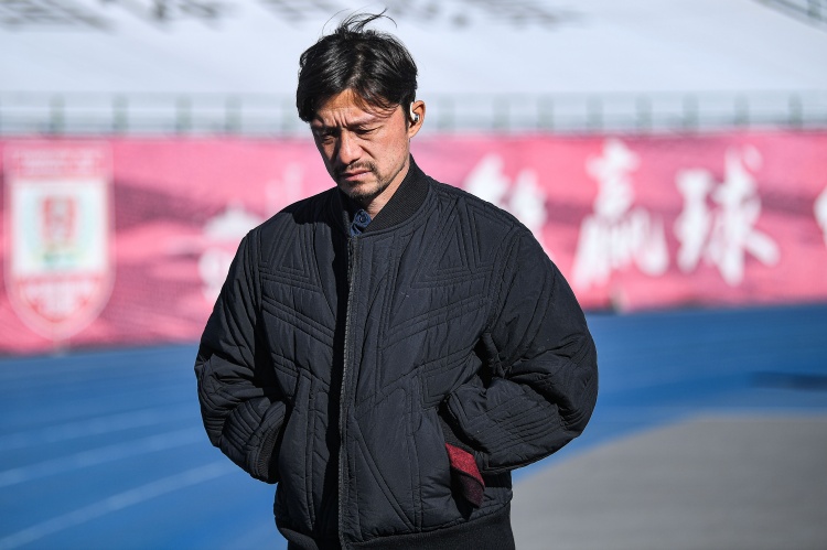 兩隊(duì)均三連敗開局！足球報(bào)談亞泰vs三鎮(zhèn)：亞泰力爭(zhēng)打好第一個(gè)主場(chǎng)